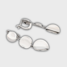 Zb. Silver Earring